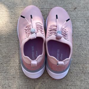 Limited Edition Pink Up Clove Classic Shoes